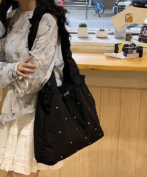 Mignonjour(ミニョンジュール)の「Mignonjour/フリルハンドル巾着トートバッグ M2588(トートバッグ・レディース・ブラック/ブルー/ピンク/イエロー・FREE)」の16枚目の写真