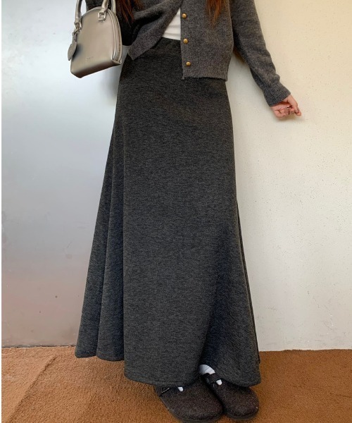 FREE STYLISTS(フリー スタイリスト)の「YUGA_YGMC 裏起毛 Aラインマキシスカート(スカート・レディース・ブラック/ダークグレー/ライトグレー・FREE)」の16枚目の写真