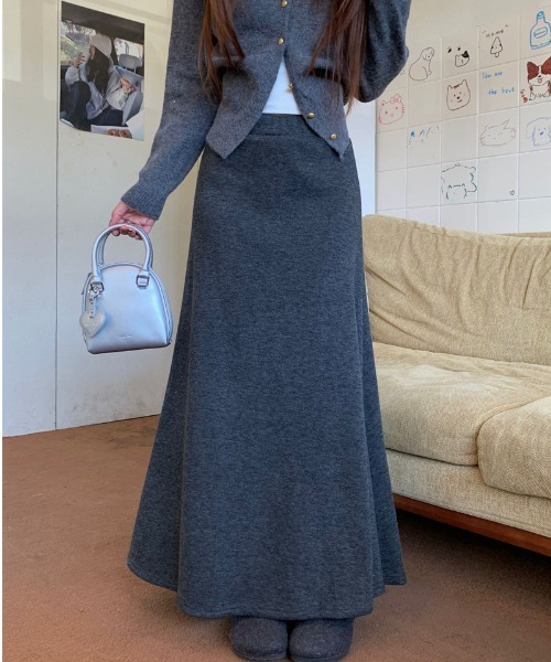 FREE STYLISTS(フリー スタイリスト)の「YUGA_YGMC 裏起毛 Aラインマキシスカート(スカート・レディース・ブラック/ダークグレー/ライトグレー・FREE)」の5枚目の写真