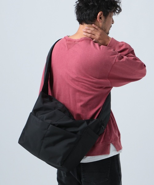 BAYFLOW(ベイフロー)の「中綿フロントポケットショルダーバッグ(ショルダーバッグ・メンズ・ブラック/ネイビー・FREE)」の22枚目の写真