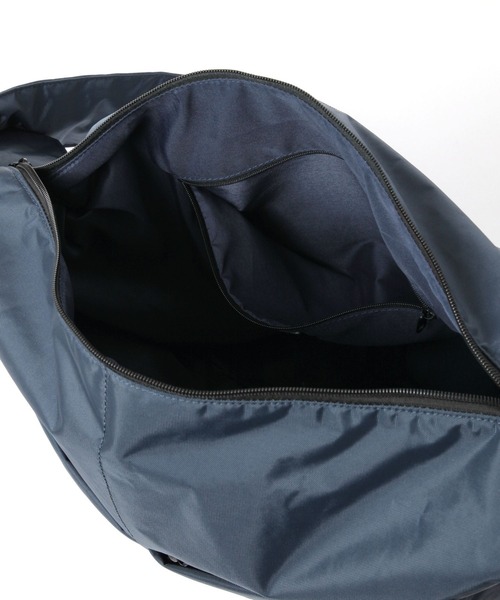 BAYFLOW(ベイフロー)の「中綿フロントポケットショルダーバッグ(ショルダーバッグ・メンズ・ブラック/ネイビー・FREE)」の8枚目の写真
