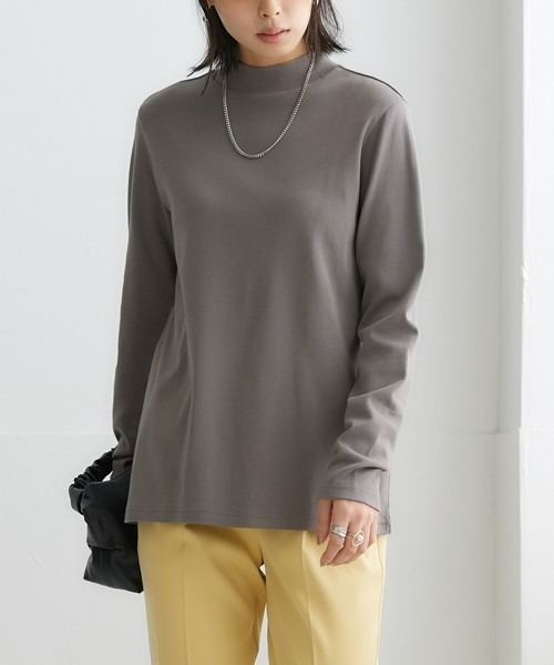 nissen（ニッセン）の「ＵＶカット綿１００％フライス素材ハイネックフレアチュニックTシャツ（Tシャツ/カットソー・レディース・ミント/ラベンダー/チャコール/グリーン/カーキ/ワイン/グリーン系その他/オフホワイト/ブルー/ブラック/ライトグレー・M/S/LL/L/3L）」の21枚目の写真