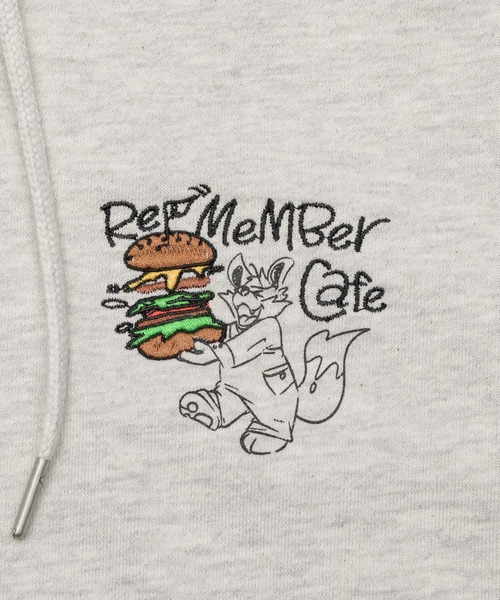 Remember.(リメンバー)の「Remember CAFE Wolf Hoodie(パーカー・メンズ・ブラック/ライトグレー・LARGE/MEDIUM/SMALL)」の8枚目の写真