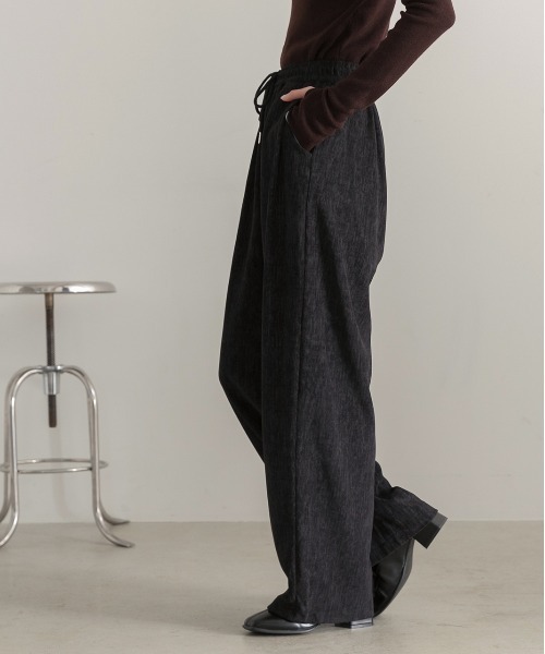 ad thie（アドティエ）の「コーデュロイ ワイドパンツ（その他パンツ・レディース・ブラック/ブラウン・FREE）」の3枚目の写真