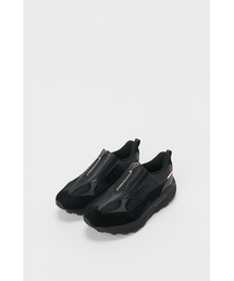 Hender Scheme（エンダースキーマ）の「fastened polar（スリッポン