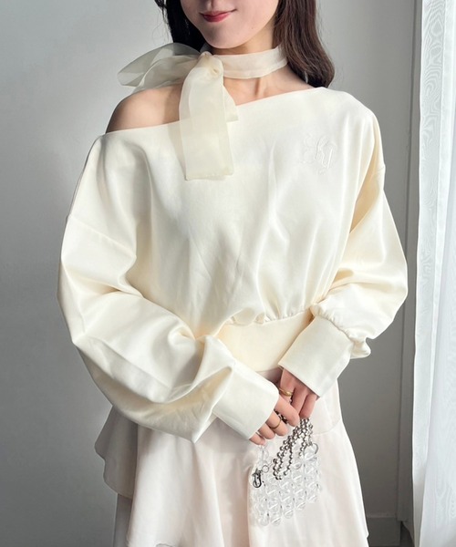 one after another NICE CLAUP（ワンアフターアナザーナイスクラップ）の「リボン付きワンショルトップス（Tシャツ/カットソー・レディース・イエロー/ネイビー/杢グレー/アイボリー/ベージュ・FREE）」の7枚目の写真