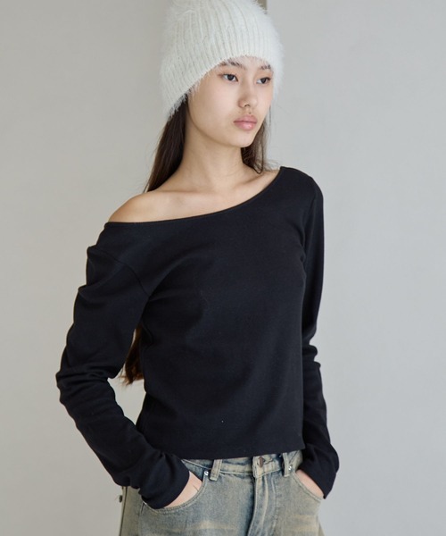 FOREVER 21(フォーエバー トゥエンティーワン)の「【2025SS】ボートネックロングTシャツ(Tシャツ/カットソー・レディース・ブラック×ホワイト/ピンク/ブラック/オフホワイト・SMALL/MEDIUM)」の3枚目の写真