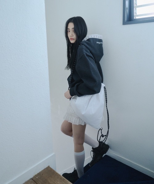 Smyeon(スミョン)の「Wing motif knapsack/羽モチーフナップザック(バックパック/リュック・レディース・ライトブルー/ライトグリーン/ホワイト・FREE)」の15枚目の写真