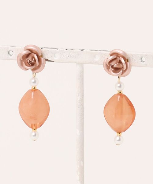 tone（トーン）の「【MUURABBTI】薔薇とマーブルビーズのピアス(MA)（ピアス（両耳用）・レディース・ブルー/ピンク・FREE）」の4枚目の写真