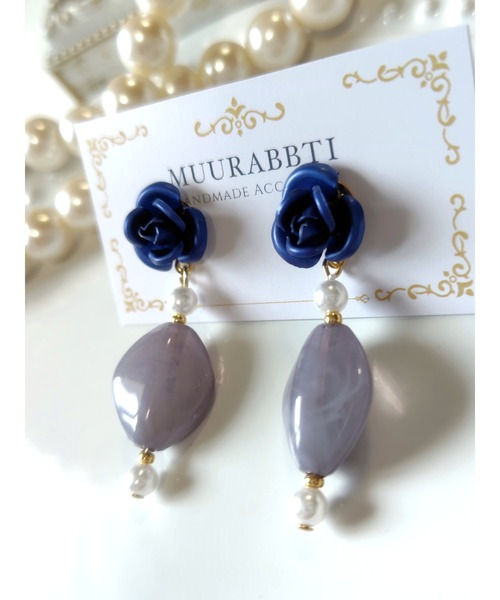 tone（トーン）の「【MUURABBTI】薔薇とマーブルビーズのピアス(MA)（ピアス（両耳用）・レディース・ブルー/ピンク・FREE）」の8枚目の写真