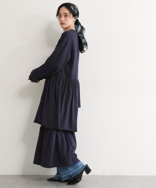 RAGEBLUE（レイジブルー）の「ナンバリング/カレッジ刺繍フリルデザインワンピース（ワンピース・レディース・ネイビー/グレー・FREE）」の12枚目の写真