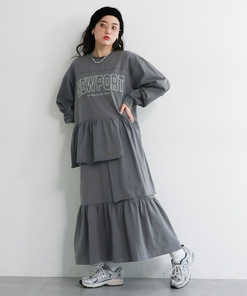 RAGEBLUE（レイジブルー）の「ナンバリング/カレッジ刺繍フリルデザインワンピース（ワンピース・レディース・ネイビー/グレー・FREE）」の4枚目の写真