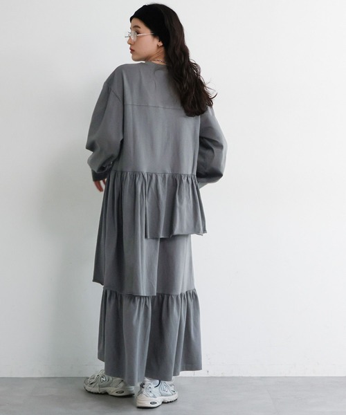 RAGEBLUE（レイジブルー）の「ナンバリング/カレッジ刺繍フリルデザインワンピース（ワンピース・レディース・ネイビー/グレー・FREE）」の7枚目の写真