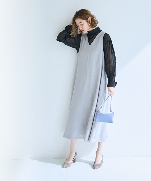 SMILE LAND（スマイルランド）の「＜大きいサイズ＞VネックAラインジャンパースカート【OtonaSMILE】（ジャンパースカート・レディース・ライトグレー/ネイビー・L/LL/3L/4L/5L）」の2枚目の写真