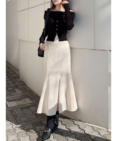 MERCURYDUO（マーキュリーデュオ）の「2WAYオフショルリボンボタンニット（ニット/セーター・レディース・ブラック/オフホワイト/レッド・FREE）」の15枚目の写真