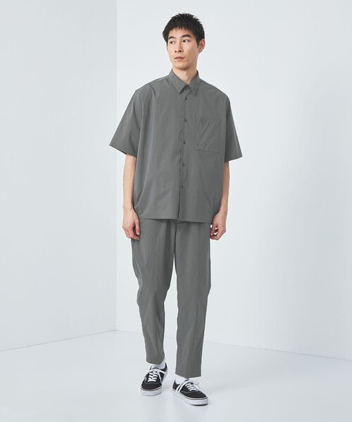 green label relaxing（グリーンレーベルリラクシング）の「WONDER CLOTH ジャストルーズ レギュラーカラー 半袖 シャツ -ストレッチ・接触冷感・吸水速乾-（シャツ/ブラウス・メンズ・ダークグレー/ブラック/ネイビー・XL/L/M/S）」の11枚目の写真