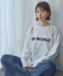 スリットショルダープリントロングスリーブTシャツ