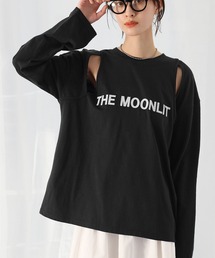 スリットショルダープリントロングスリーブTシャツ