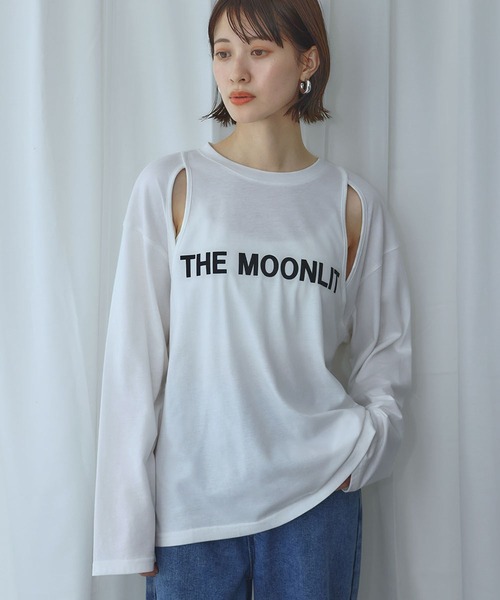Ampirula(アンピルーラ)の「スリットショルダープリントロングスリーブTシャツ(Tシャツ/カットソー・レディース・ブラック×ホワイト/ホワイト×ブラック・FREE)」の6枚目の写真