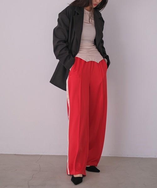 AKTE（アクテ）の「サイドライントラックパンツ（その他パンツ・レディース・ブルー/ブラック/レッド・1/2T/2）」の9枚目の写真