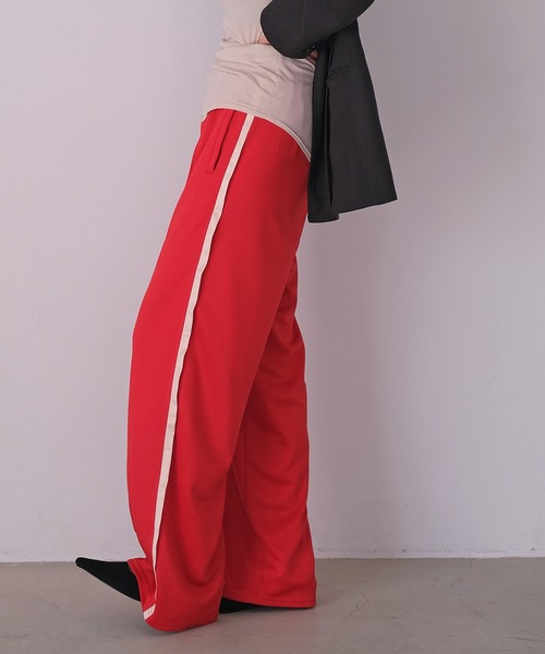 AKTE（アクテ）の「サイドライントラックパンツ（その他パンツ・レディース・ブルー/ブラック/レッド・1/2T/2）」の10枚目の写真