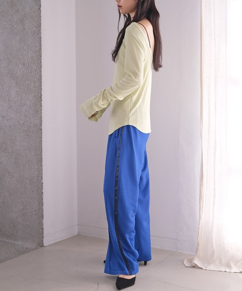 AKTE（アクテ）の「サイドライントラックパンツ（その他パンツ・レディース・ブルー/ブラック/レッド・1/2T/2）」の13枚目の写真