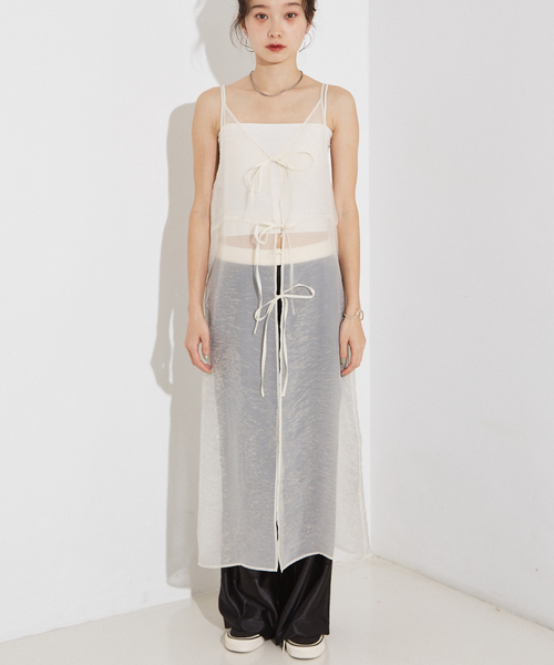 NOMINE（ノミネ）の「【前後着用可】無地 2WAY シアー キャミソール  ワンピース（ワンピース・レディース・エメラルド/アイボリー/ブラック・フリー）」の20枚目の写真