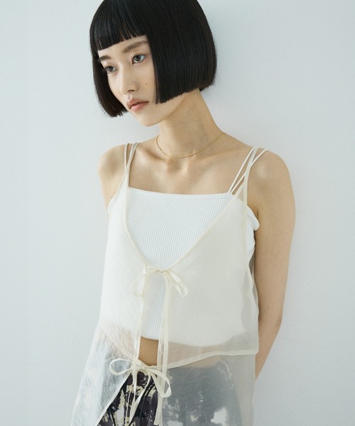 NOMINE（ノミネ）の「【前後着用可】無地 2WAY シアー キャミソール  ワンピース（ワンピース・レディース・エメラルド/アイボリー/ブラック・フリー）」の2枚目の写真