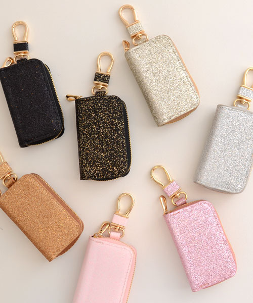 TONE SELECT GOODS（トーンセレクトグッズ）の「【float】シンプル スクエア ラメ キーケース【7色展開】(チェーン付き)（キーケース/キーアクセサリー・レディース・シルバー系1/ピンク系1/ブラウン系1/ブラック系1/ゴールド系1/ブラック系2/ピンク系2・FREE）」の21枚目の写真