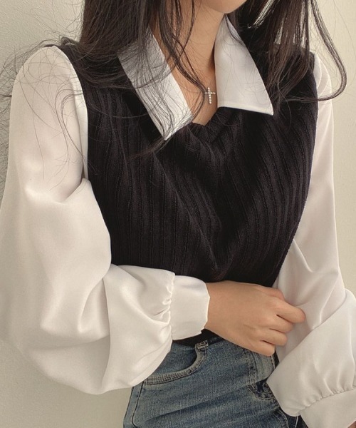 LETee(レティー)の「異素材ドッキングえり付きトップス(シャツ/ブラウス・レディース・ライトグレー/ブラック/アイボリー・FREE)」の9枚目の写真