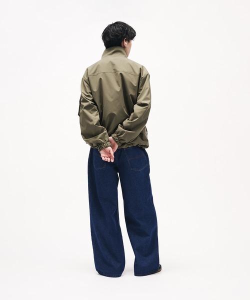 Adoon plain（アドーンプレーン）の「STAND NECK WAVE LOGO BLOUSON / スタンドネックウェーブロゴブルゾン（ブルゾン・メンズ・ライトベージュ/ネイビー/カーキ/ブラック・LARGE/MEDIUM）」の18枚目の写真