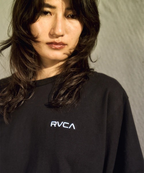 RVCA(ルーカ)の「RVCA レディース DAISY VA BOX LOGO LOOSE FIT SS TEE Tシャツ 【2025年春夏モデル】/ルーカバックプリント半袖Tシャツ(Tシャツ/カットソー・レディース・ブラック/ホワイト/イエロー系その他・MEDIUM/LARGE/SMALL)」の11枚目の写真