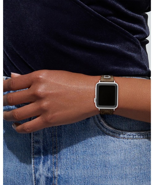 COACH(コーチ)の「【COACH】 コーチ APPLE WATCHストラップ(アナログ腕時計・レディース・ブラウン/ブラック・FREE)」の2枚目の写真