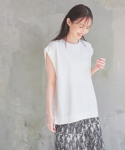 GLACIER lusso（グラシアルッソ）の「【接触冷感】肩タックフレンチ袖Ｔ（Tシャツ/カットソー・レディース・ブルーグリーン/スミクロ/ホワイト/オレンジ・S/M/L）」の16枚目の写真