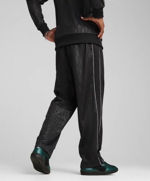 PUMA(プーマ)の「PUMA x HARRY POTTER T7 Relaxed Track Pants(プーマ x ハリーポッター T7 リラックス トラックパンツ)(その他パンツ・メンズ・ブラック系・MEDIUM/LARGE/X-LARGE)」の6枚目の写真