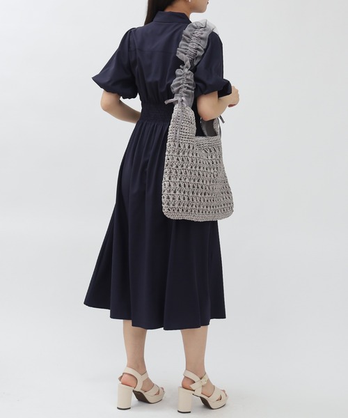 TRUDEA（トルディア）の「バルーンスリーブシャツワンピース（ワンピース・レディース・ネイビー/ホワイト×ブルー/ピンクベージュ/ブラウン・MEDIUM/LARGE）」の16枚目の写真