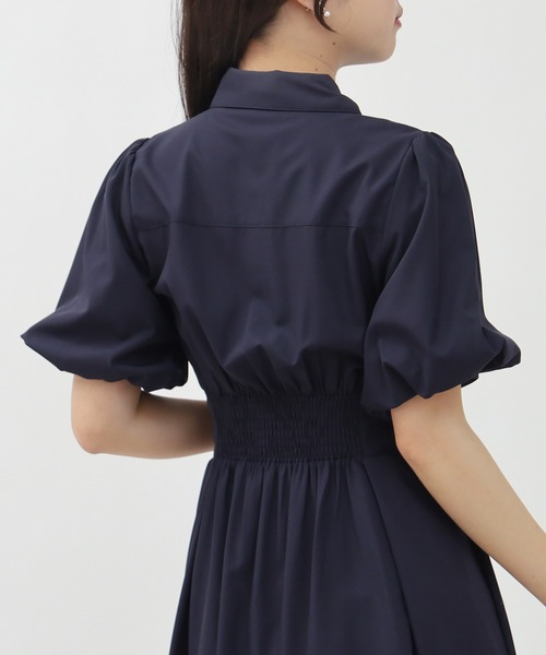 TRUDEA（トルディア）の「バルーンスリーブシャツワンピース（ワンピース・レディース・ネイビー/ホワイト×ブルー/ピンクベージュ/ブラウン・MEDIUM/LARGE）」の20枚目の写真