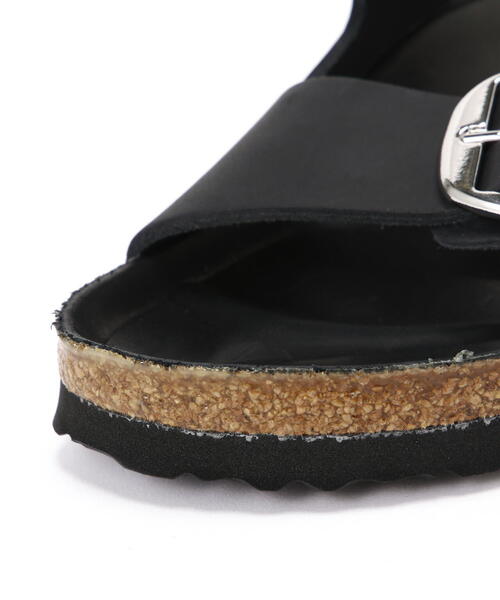 BIRKENSTOCK(ビルケンシュトック)の「BIRKENSTOCK/ビルケンシュトック Arizona Big Buckle / アリゾナ ビッグバックル オイルドレザー WOMEN'S 1011075(サンダル・レディース・ブラック・38/37/36)」の12枚目の写真