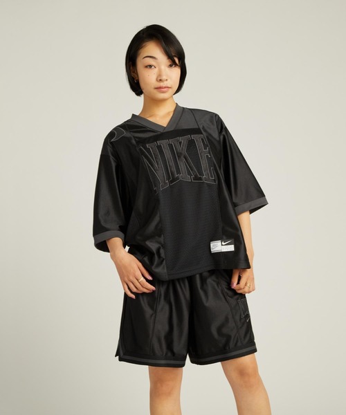 NIKE（ナイキ）の「《セットアップ対応商品》ナイキ スポーツウェア ストリート ウィメンズ オーバーサイズド ショートスリーブ グラフィック ジャージー / Nike Sportswear Street Women's Oversized Short-Sleeve Graphic Jersey HJ0281-010 Black（Tシャツ/カットソー・レディース・ブラック・XS/S/M/L/XL）」の11枚目の写真