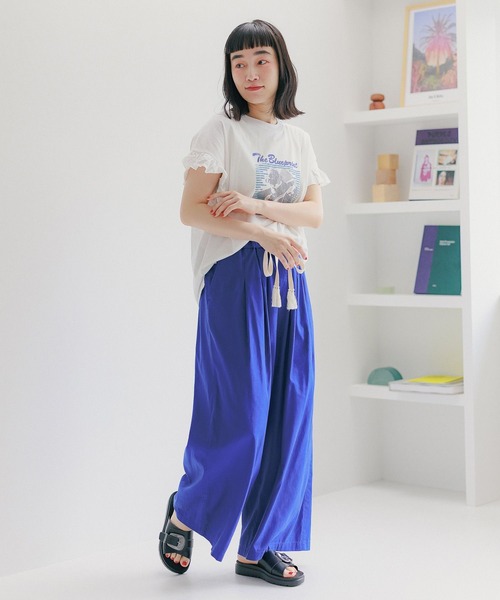 niko and...（ニコアンド）の「アソートフリルグラフィックTシャツ（Tシャツ/カットソー・レディース・ネイビー/ナチュラル/オフホワイト/チャコール・MEDIUM/LARGE）」の15枚目の写真