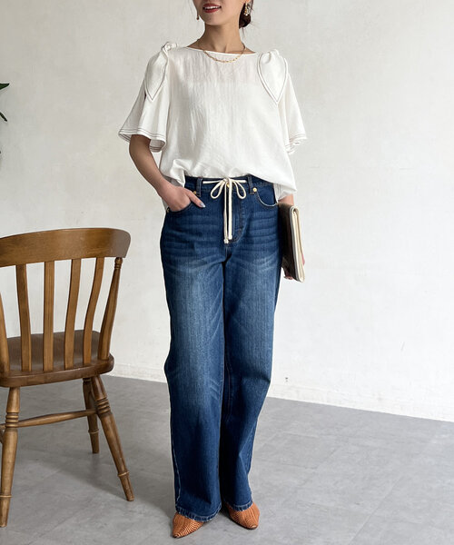 Chez toi(シェトワ)の「肩リボンブラウス(シャツ/ブラウス・レディース・ホワイト/ネイビー/ゴールド・FREE)」の9枚目の写真