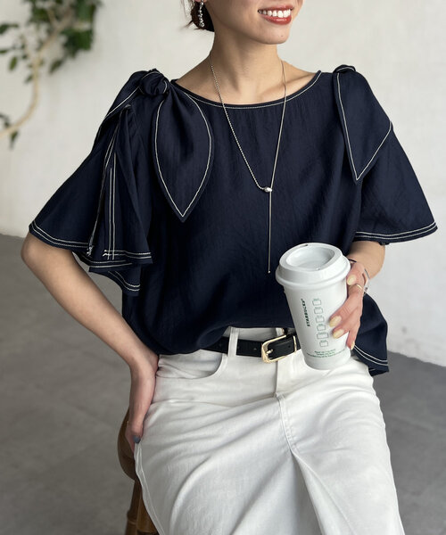 Chez toi(シェトワ)の「肩リボンブラウス(シャツ/ブラウス・レディース・ホワイト/ネイビー/ゴールド・FREE)」の20枚目の写真