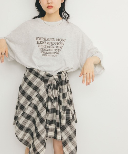 KBF(ケイビーエフ)の「アソートプリントBIG TEE(Tシャツ/カットソー・レディース・オートミール/ネイビー/ピンク・ONE)」の12枚目の写真