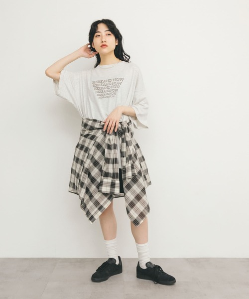 KBF(ケイビーエフ)の「アソートプリントBIG TEE(Tシャツ/カットソー・レディース・オートミール/ネイビー/ピンク・ONE)」の18枚目の写真