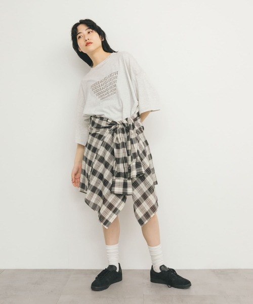 KBF(ケイビーエフ)の「アソートプリントBIG TEE(Tシャツ/カットソー・レディース・オートミール/ネイビー/ピンク・ONE)」の19枚目の写真