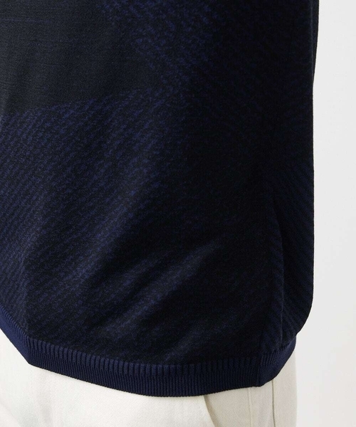 MICHEL KLEIN HOMME   （ミッシェルクランオム）の「ダイアゴナル柄クルーネック半袖ニット（ニット/セーター・メンズ・ライトグレー/ネイビー・MEDIUM/LARGE/X-LARGE）」の3枚目の写真