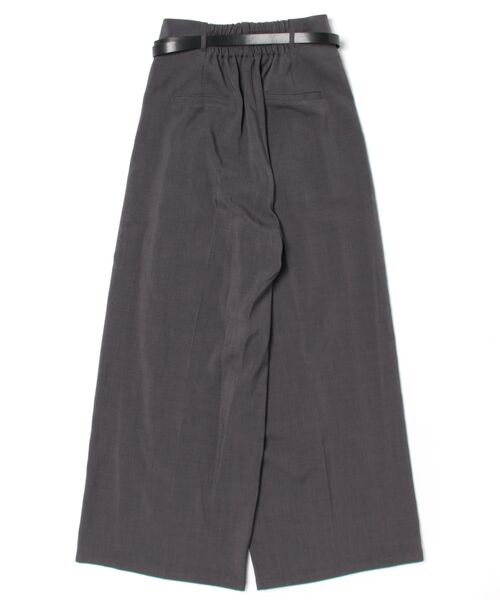 archives(アルシーヴ)の「ベルト付麻調タックワイドスラックス(スラックス・レディース・ベージュ/チャコールグレー/ブラック・MEDIUM)」の4枚目の写真