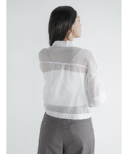 FIKA.(フィーカ)の「Hand embroidery short shirt(シャツ/ブラウス・レディース・ブラック/オフホワイト・MEDIUM)」の4枚目の写真
