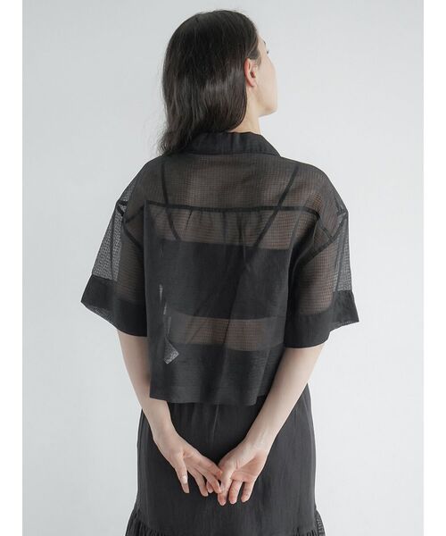FIKA.(フィーカ)の「Hand embroidery short shirt(シャツ/ブラウス・レディース・ブラック/オフホワイト・MEDIUM)」の15枚目の写真