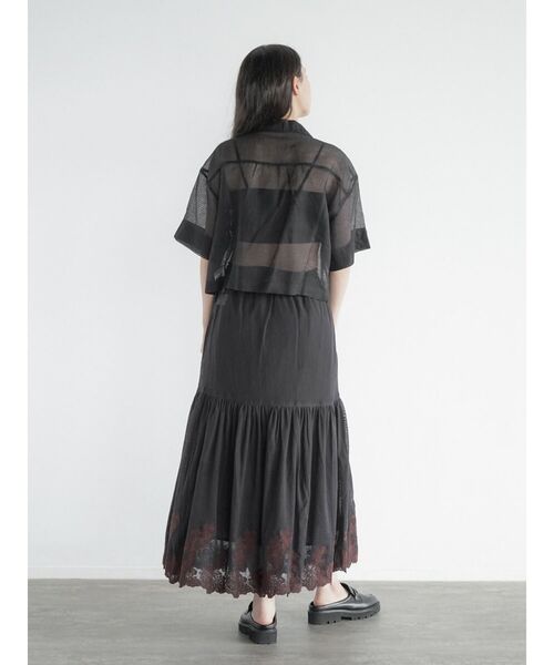 FIKA.(フィーカ)の「Hand embroidery short shirt(シャツ/ブラウス・レディース・ブラック/オフホワイト・MEDIUM)」の21枚目の写真